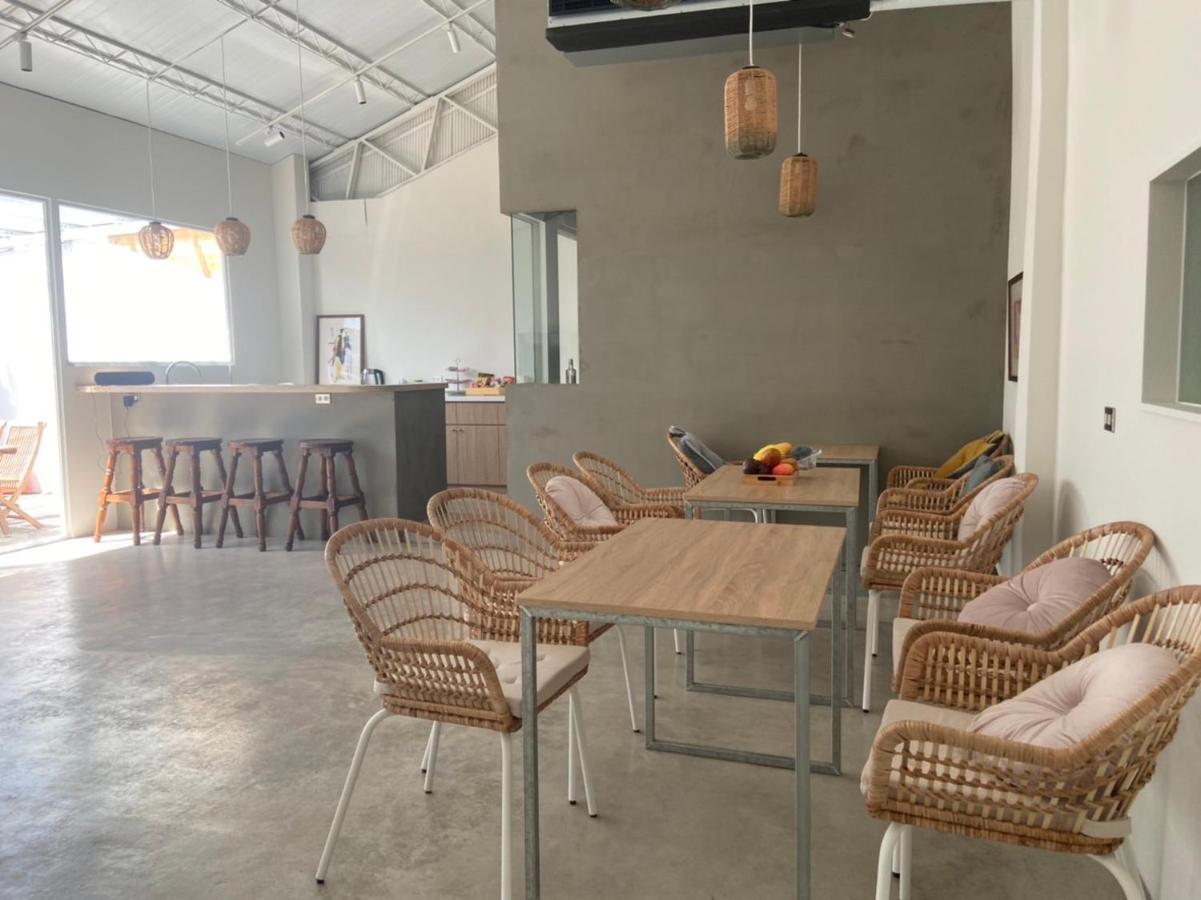 Sailing Inn Donggang Exterior photo